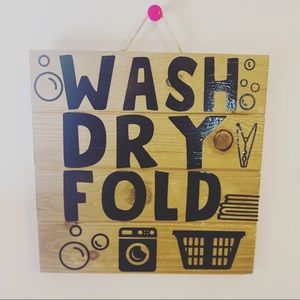 Laundry Room Decor